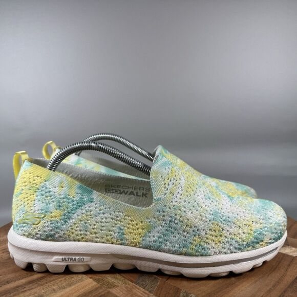 Skechers Go Walk Classic-Groovy Talk Sneakers Women's 6.5 Yellow Blue Slip On - Picture 1 of 8